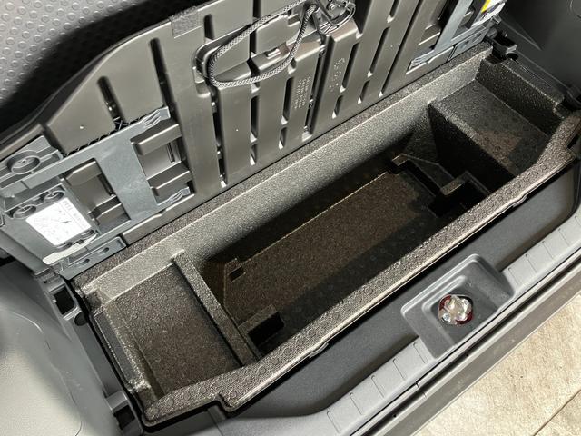 タントファンクロスターボ　９型ディスプレイオーディオ　フルセグ衝突被害軽減ブレーキ　コーナーセンサー　９型ディスプレイオーディオ　フルセグ　Ｂｌｕｅｔｏｏｔｈ　ＵＳＢ　バックカメラ　両側電動スライドドア　前席シートヒーター　ＬＥＤ　スマートキー　エコアイドル（滋賀県）の中古車