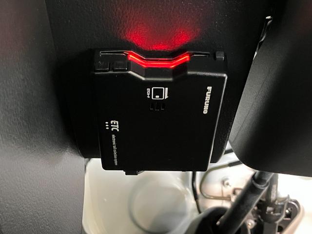 ハイゼットトラックＥＸＴ　４ＷＤ　ＣＶＴ車　デフロック　ドラレコ衝突被害軽減ブレーキ　コーナーセンサー　パートタイム４ＷＤ　デフロック　ドラレコ　ＥＴＣ　スマートキー　パワーウインドウ　オートライト　荷台作業灯　４枚リーフスプリング　電動格納式ミラー　ＬＥＤ（滋賀県）の中古車