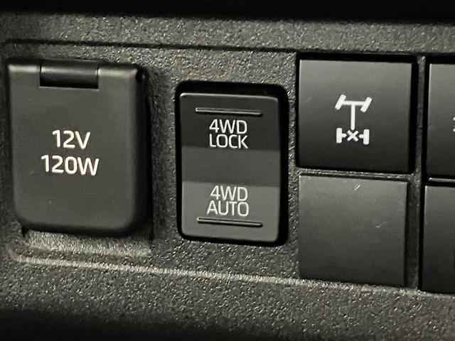 ハイゼットトラックＥＸＴ　４ＷＤ　ＣＶＴ車　デフロック　ドラレコ衝突被害軽減ブレーキ　コーナーセンサー　パートタイム４ＷＤ　デフロック　ドラレコ　ＥＴＣ　スマートキー　パワーウインドウ　オートライト　荷台作業灯　４枚リーフスプリング　電動格納式ミラー　ＬＥＤ（滋賀県）の中古車