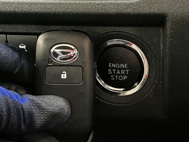 ハイゼットトラックＥＸＴ　４ＷＤ　ＣＶＴ　デフロック　荷台作業灯　スマートキー衝突被害軽減ブレーキ　コーナーセンサー　パートタイム４ＷＤ　デフロック　スマートキー　パワーウインドウ　オートライト　マニュアルレベリング　荷台作業灯　電動格納式ミラー　４枚リーフスプリング（滋賀県）の中古車