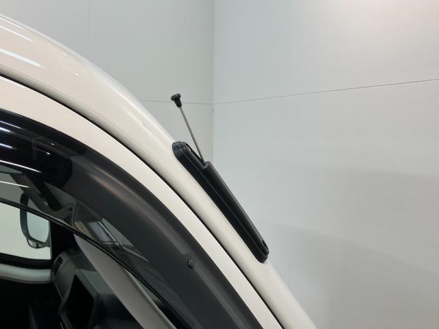 ハイゼットトラックＥＸＴ　４ＷＤ　ＣＶＴ　デフロック　荷台作業灯　スマートキー衝突被害軽減ブレーキ　コーナーセンサー　パートタイム４ＷＤ　デフロック　スマートキー　パワーウインドウ　オートライト　マニュアルレベリング　荷台作業灯　電動格納式ミラー　４枚リーフスプリング（滋賀県）の中古車