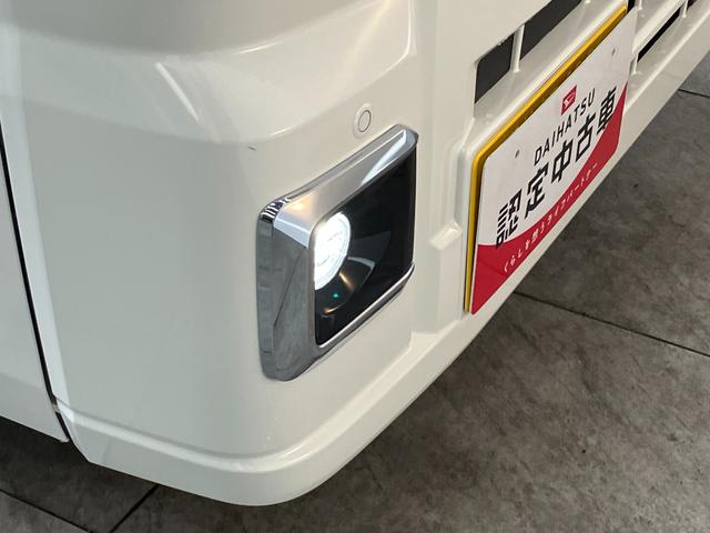 ハイゼットトラックＥＸＴ　４ＷＤ　ＣＶＴ　デフロック　荷台作業灯　スマートキー衝突被害軽減ブレーキ　コーナーセンサー　パートタイム４ＷＤ　デフロック　スマートキー　パワーウインドウ　オートライト　マニュアルレベリング　荷台作業灯　電動格納式ミラー　４枚リーフスプリング（滋賀県）の中古車
