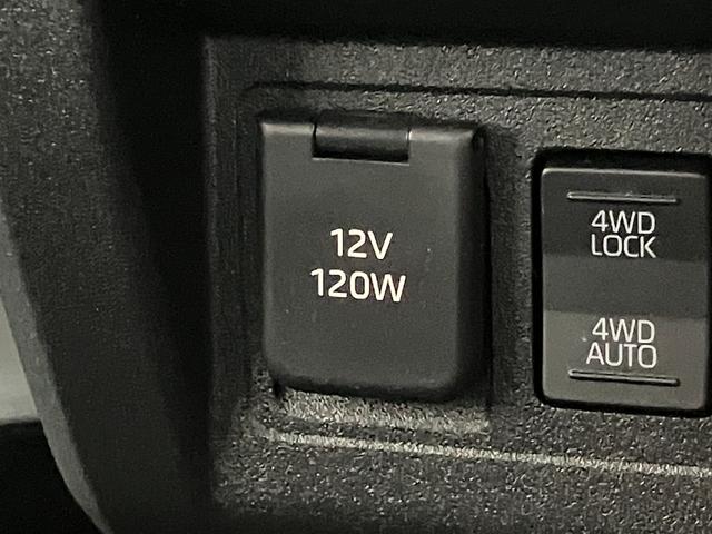 ハイゼットトラックＥＸＴ　４ＷＤ　ＣＶＴ　デフロック　荷台作業灯　スマートキー衝突被害軽減ブレーキ　コーナーセンサー　パートタイム４ＷＤ　デフロック　スマートキー　パワーウインドウ　オートライト　マニュアルレベリング　荷台作業灯　電動格納式ミラー　４枚リーフスプリング（滋賀県）の中古車