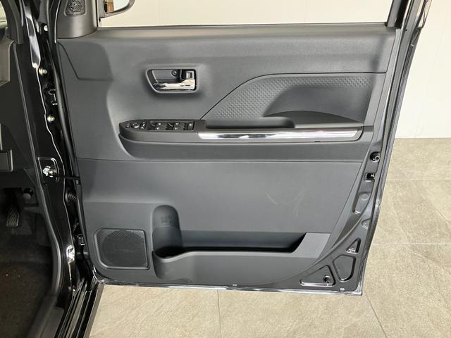 タントカスタムＸリミテッド　レーダークルコン　届出済未使用車衝突被害軽減ブレーキ　コーナーセンサー　バックカメラ（ナビ装着時用）　両側電動スライドドア　前席シートヒーター　電動パーキングブレーキ　ＬＥＤ　オートライト　オートエアコン　クルーズコントロール（滋賀県）の中古車