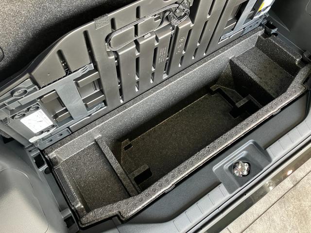 タントカスタムＸリミテッド　レーダークルコン　届出済未使用車衝突被害軽減ブレーキ　コーナーセンサー　バックカメラ（ナビ装着時用）　両側電動スライドドア　前席シートヒーター　電動パーキングブレーキ　ＬＥＤ　オートライト　オートエアコン　クルーズコントロール（滋賀県）の中古車