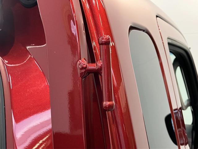 ハイゼットトラックジャンボエクストラ　４ＷＤ　デフロック　届出済未使用車衝突被害軽減ブレーキ　スマアシ　コーナーセンサー　ＬＥＤヘッドライト　オートライト　スマートキー　パワーウインドウ　電動格納式ミラー　４ＷＤ　デフロック　荷台作業灯　届出済未使用車（滋賀県）の中古車