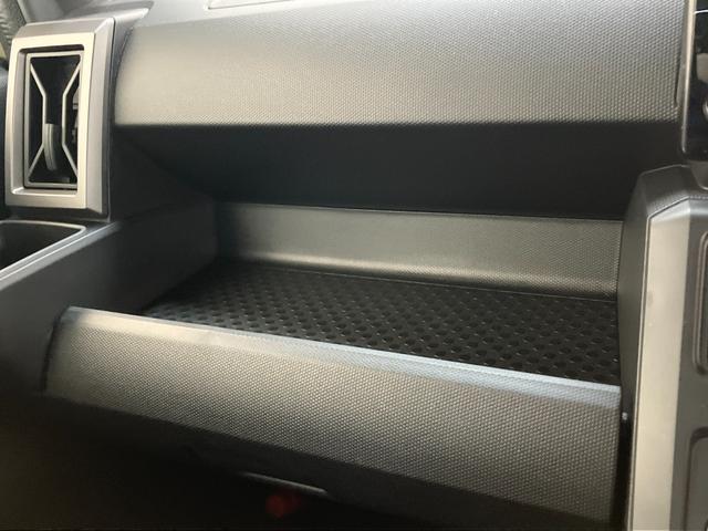 タフトＧダーククロムベンチャー　９Ｄ．Ａ　届出済未使用車衝突被害軽減ブレーキ　コーナーセンサー　９型ディスプレイオーディオ　フルセグ　バックカメラ　Ｂｌｕｅｔｏｏｔｈ　ＵＳＢ　前席シートヒーター　電動パーキング　ＬＥＤ　オートライト　クルコン（滋賀県）の中古車