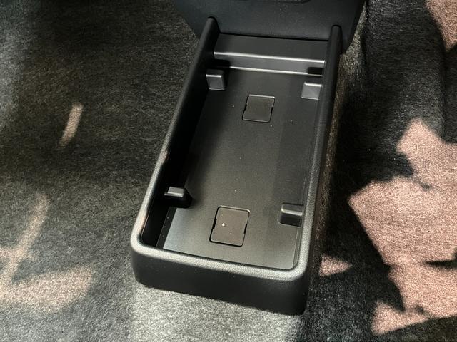 ミライースＬ　ＳＡIII　コーナーセンサー　キーレス　届出済未使用車衝突被害軽減ブレーキ　コーナーセンサー　オートライト　マニュアルレベリング　マニュアルエアコン　キーレスエントリー　エコアイドル（滋賀県）の中古車
