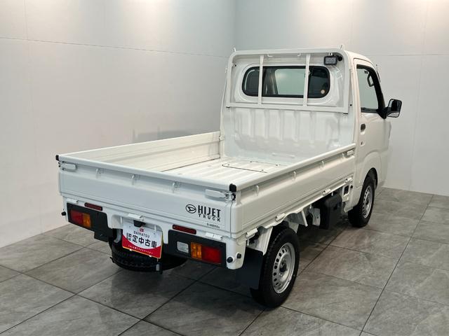 ハイゼットトラックスタンダード　農用スペシャル　４ＷＤ　届出済未使用車衝突被害軽減ブレーキ　コーナーセンサー　４ＷＤ　デフロック　荷台作業灯　ＡＭ／ＦＭラジオ　４枚リーフスプリング　マニュアルレベリング　届出済未使用車（滋賀県）の中古車