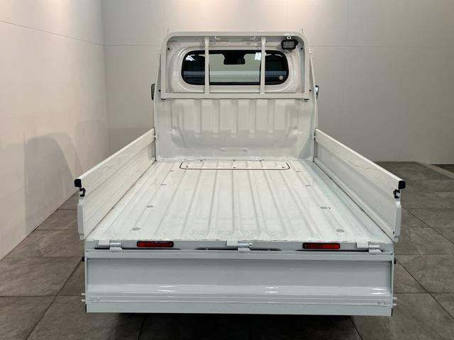 ハイゼットトラックスタンダード　農用スペシャル　４ＷＤ　届出済未使用車衝突被害軽減ブレーキ　コーナーセンサー　４ＷＤ　デフロック　荷台作業灯　ＡＭ／ＦＭラジオ　４枚リーフスプリング　マニュアルレベリング　届出済未使用車（滋賀県）の中古車