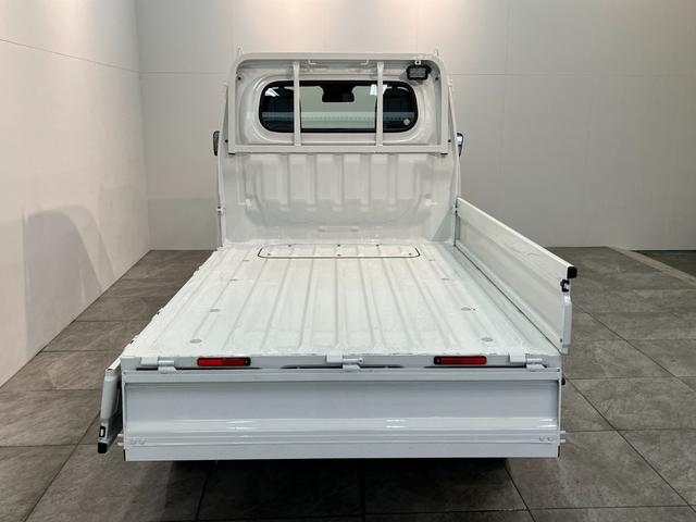 ハイゼットトラックスタンダード　農用スペシャル　４ＷＤ　届出済未使用車衝突被害軽減ブレーキ　コーナーセンサー　４ＷＤ　デフロック　荷台作業灯　ＡＭ／ＦＭラジオ　４枚リーフスプリング　マニュアルレベリング　届出済未使用車（滋賀県）の中古車