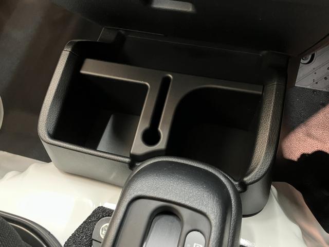 ハイゼットトラックスタンダード　農用スペシャル　４ＷＤ　届出済未使用車衝突被害軽減ブレーキ　コーナーセンサー　４ＷＤ　デフロック　荷台作業灯　ＡＭ／ＦＭラジオ　４枚リーフスプリング　マニュアルレベリング　届出済未使用車（滋賀県）の中古車