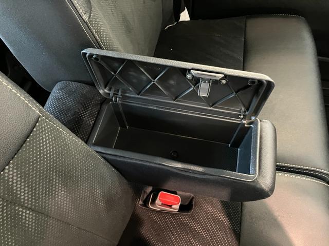 タントカスタムRSトップエディションSA3 フルセグナビ Bカメラ衝突被害軽減ブレーキ フルセグナビ Bluetooth DVD USB バックカメラ ドラレコ 両側電動スライドドア シートヒーター LED オートエアコン スマートキー ターボ タイヤ4本新品交換済(滋賀県)の中古車