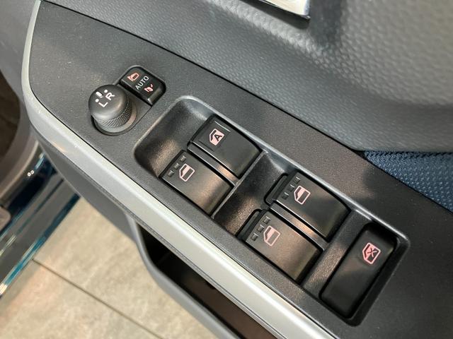 トールカスタムＧ　フルセグナビ　バックカメラ　ＬＥＤ　車検整備付衝突被害軽減ブレーキ　コーナーセンサー　フルセグナビ　Ｂｌｕｅｔｏｏｔｈ　ＵＳＢ　ＤＶＤ　バックカメラ　前後ドラレコ　ＥＴＣ　両側電動スライド　ＬＥＤ　オートライト　スマートキー　タイヤ４本新品交換済（滋賀県）の中古車