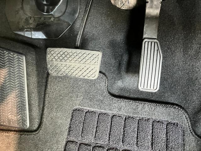 フィット13G ワンセグナビ バックカメラ キーレス ETC車載器ワンセグナビ Bluetooth バックカメラ ETC キーレスエントリー 電動格納式ミラー マニュアルレベリング エコアイドル(滋賀県)の中古車