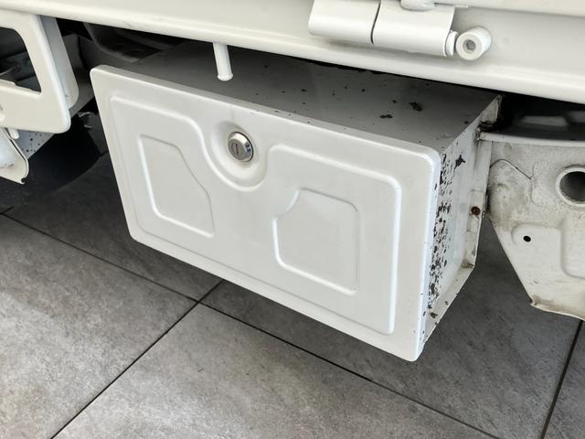 ピクシストラックエクストラ 4WD AT車 ナビ バックカメラ ドラレコワンセグナビ DVD USB バックカメラ ドラレコ キーレス パワーウインドウ 荷台作業灯 工具箱 4枚リーフスプリング マニュアルレベリング ゲートプロテクター 荷台マット パートタイム4WD(滋賀県)の中古車