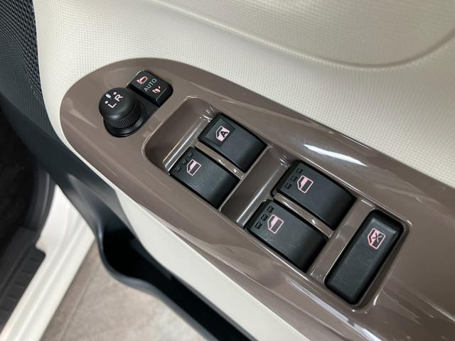 ムーヴキャンバスXリミテッドメイクアップSA3 フルセグナビ パノラマカメラ追突被害軽減ブレーキ スマートキー 両側スライドドア フルセグナビ DVD Bluetooth USB ドラレコ パノラマカメラ ベンチシート オートエアコン(滋賀県)の中古車