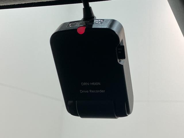 ムーヴキャンバスXリミテッドメイクアップSA3 フルセグナビ パノラマカメラ追突被害軽減ブレーキ スマートキー 両側スライドドア フルセグナビ DVD Bluetooth USB ドラレコ パノラマカメラ ベンチシート オートエアコン(滋賀県)の中古車