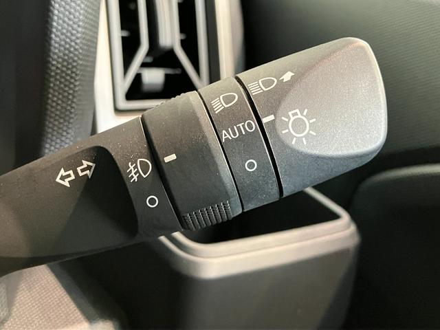タフトＧクロムベンチャー　フルセグナビ　バックカメラ　ＬＥＤ衝突被害軽減ブレーキ　コーナーセンサー　フルセグナビ　ＤＶＤ再生　Ｂｌｕｅｔｏｏｔｈ　ＵＳＢ　バックカメラ　前席シートヒーター　電動パーキング　スカイフィールトップ　ＬＥＤ　オートライト　エコアイドル（滋賀県）の中古車