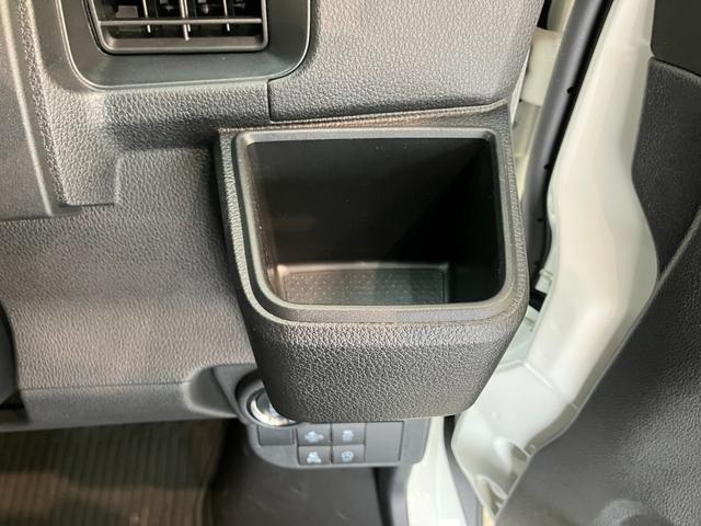 ハイゼットカーゴクルーズ　コーナーセンサー　Ｂ／Ｔオーディオ　スマートキー衝突被害軽減ブレーキ　スマアシ　コーナーセンサー　スマートキー　前席パワーウインドウ　Ｂｌｕｅｔｏｏｔｈ　ＵＳＢ　両側スライドドア　ＬＥＤヘッドライト　オートライト　電動格納式ミラー（滋賀県）の中古車