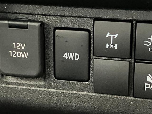 ハイゼットトラックＥＸＴ　５ＭＴ　４ＷＤ　デフロック　コーナーセンサー衝突被害軽減ブレーキ　コーナーセンサー　パートタイム４ＷＤ　デフロック　Ｂｌｕｅｔｏｏｔｈオーディオ　ＵＳＢ　スマートキー　パワーウインドウ　オートライト　荷台作業灯　４枚リーフスプリング　５速ＭＴ（滋賀県）の中古車