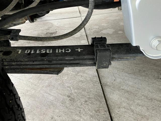 ハイゼットトラックＥＸＴ　５ＭＴ　４ＷＤ　デフロック　コーナーセンサー衝突被害軽減ブレーキ　コーナーセンサー　パートタイム４ＷＤ　デフロック　Ｂｌｕｅｔｏｏｔｈオーディオ　ＵＳＢ　スマートキー　パワーウインドウ　オートライト　荷台作業灯　４枚リーフスプリング　５速ＭＴ（滋賀県）の中古車