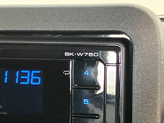 ハイゼットトラックＥＸＴ　５ＭＴ　４ＷＤ　デフロック　コーナーセンサー衝突被害軽減ブレーキ　コーナーセンサー　パートタイム４ＷＤ　デフロック　Ｂｌｕｅｔｏｏｔｈオーディオ　ＵＳＢ　スマートキー　パワーウインドウ　オートライト　荷台作業灯　４枚リーフスプリング　５速ＭＴ（滋賀県）の中古車