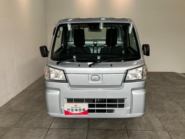 ハイゼットトラックスタンダード 4WD 5MT デフロック 届出済未使用車衝突被害軽減ブレーキ コーナーセンサー パートタイム4WD デフロック 5速マニュアルミッション車 AM/FMラジオ マニュアルレベリング オートライト 4枚リーフスプリング 荷台作業灯(滋賀県)の中古車