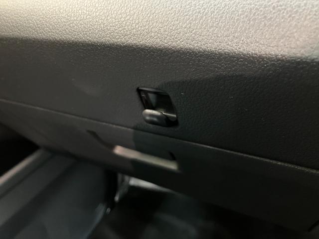 ハイゼットトラックスタンダード 4WD 5MT デフロック 届出済未使用車衝突被害軽減ブレーキ コーナーセンサー パートタイム4WD デフロック 5速マニュアルミッション車 AM/FMラジオ マニュアルレベリング オートライト 4枚リーフスプリング 荷台作業灯(滋賀県)の中古車