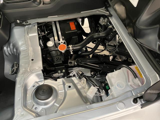ハイゼットトラックスタンダード 4WD 5MT デフロック 届出済未使用車衝突被害軽減ブレーキ コーナーセンサー パートタイム4WD デフロック 5速マニュアルミッション車 AM/FMラジオ マニュアルレベリング オートライト 4枚リーフスプリング 荷台作業灯(滋賀県)の中古車