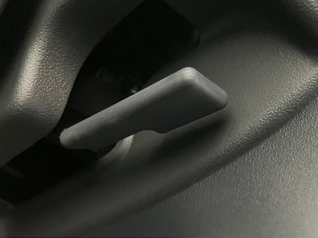 コペンＧＲスポーツ　フルセグナビ　レカロシート　届出済未使用車ＧＲ専用サスペンション　リアコーナーセンサー　フルセグナビ　ＤＶＤ再生　Ｂｌｕｅｔｏｏｔｈ　ＭＯＭＯ製ハンドル　レカロシート　ＢＢＳ製アルミホイール　シートヒーター　ＬＥＤ　オートライト　スマートキー（滋賀県）の中古車