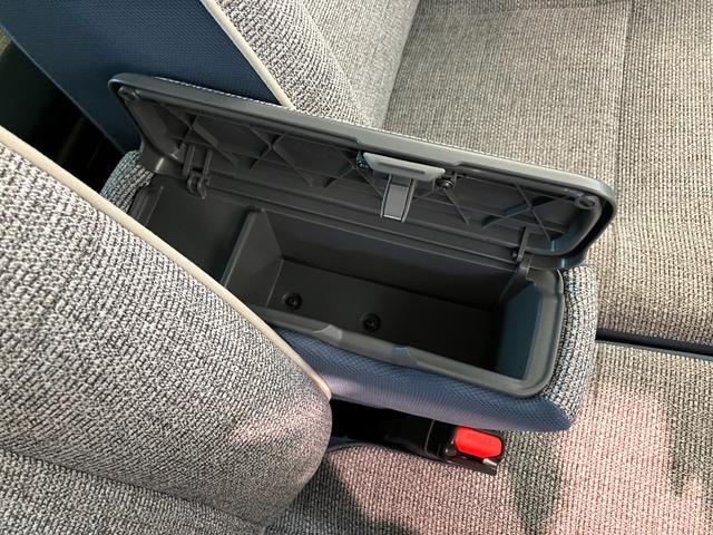 ムーヴキャンバスストライプスＧ　９型ディスプレイオーディオ　バックカメラ衝突被害軽減ブレーキ　コーナーセンサー　９型ディスプレイオーディオ　フルセグ　Ｂｌｕｅｔｏｏｔｈ　ＵＳＢ　バックカメラ　両側電動スライドドア　前席シートヒーター　ＬＥＤ　ワイヤレス充電器　エコアイドル（滋賀県）の中古車