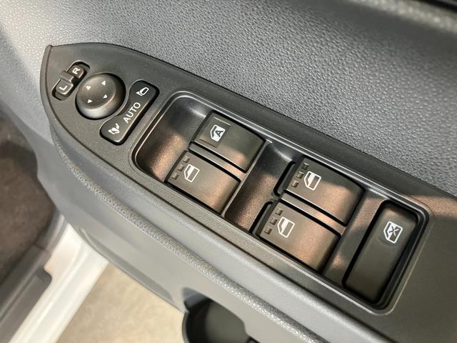 タントXリミテッド 両側電動スライドドア 届出済未使用車衝突被害軽減ブレーキ コーナーセンサー バックカメラ(ナビ装着時用) 両側電動スライドドア 前席シートヒーター 電動パーキングブレーキ LED オートライト オートエアコン スマートキー エコアイドル(滋賀県)の中古車