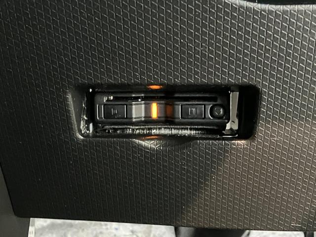 タントＸ　フルセグナビ　パノラマカメラ　ドラレコ　左側電動スライド衝突被害軽減ブレーキ　コーナーセンサー　フルセグナビ　Ｂｌｕｅｔｏｏｔｈ　ＤＶＤ　ＵＳＢ　パノラマカメラ　ドラレコ　ＥＴＣ　左側パワスラ　シートヒーター　ＬＥＤ　スマートキー　タイヤ４本新品交換済（滋賀県）の中古車
