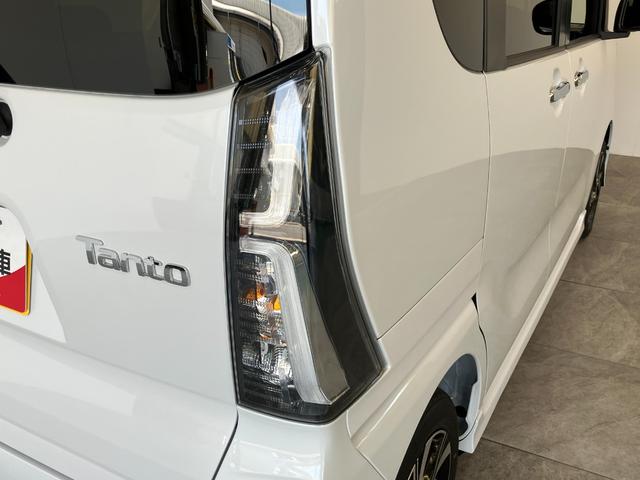 タントカスタムＸリミテッド　９型Ｄ．Ａ　クルコン　届出済未使用車衝突被害軽減ブレーキ　コーナーセンサー　９型ディスプレイオーディオ　Ｂｌｕｅｔｏｏｔｈ　ＵＳＢ　バックカメラ　両側電動スライドドア　シートヒーター　ＬＥＤ　レーダークルーズコントロール　スマートキー（滋賀県）の中古車