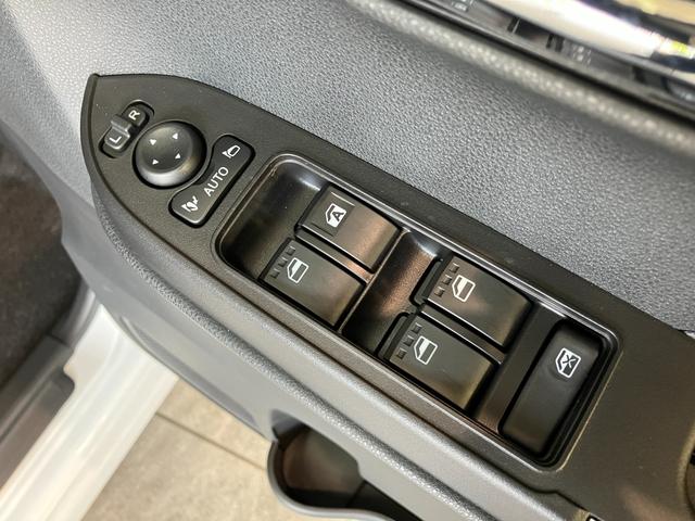 タントカスタムＸリミテッド　９型Ｄ．Ａ　クルコン　届出済未使用車衝突被害軽減ブレーキ　コーナーセンサー　９型ディスプレイオーディオ　Ｂｌｕｅｔｏｏｔｈ　ＵＳＢ　バックカメラ　両側電動スライドドア　シートヒーター　ＬＥＤ　レーダークルーズコントロール　スマートキー（滋賀県）の中古車