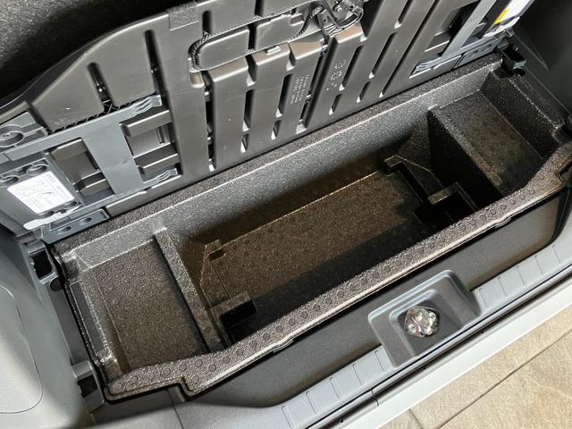 タントカスタムＸリミテッド　９型Ｄ．Ａ　クルコン　届出済未使用車衝突被害軽減ブレーキ　コーナーセンサー　９型ディスプレイオーディオ　Ｂｌｕｅｔｏｏｔｈ　ＵＳＢ　バックカメラ　両側電動スライドドア　シートヒーター　ＬＥＤ　レーダークルーズコントロール　スマートキー（滋賀県）の中古車