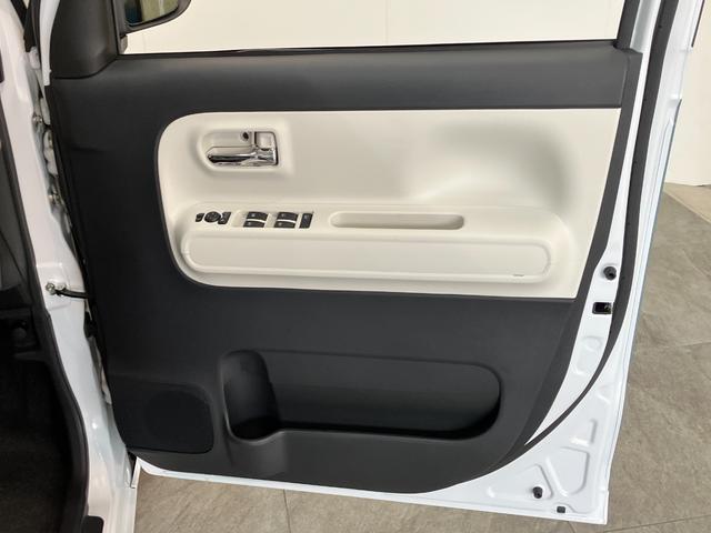 ムーヴキャンバスストライプスＧ　両側電動スライドドア　届出済未使用車衝突被害軽減ブレーキ　コーナーセンサー　バックカメラ（ナビ装着時用）　両側電動スライドドア　前席シートヒーター　電動パーキングブレーキ　ＬＥＤ　オートライト　オートエアコン　スマートキー　エコアイドル（滋賀県）の中古車