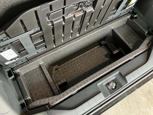 タントカスタムＲＳリミテッド　ターボ　９型Ｄ．Ａ　届出済未使用車衝突被害軽減ブレーキ　コーナーセンサー　９型ディスプレイオーディオ　Ｂｌｕｅｔｏｏｔｈ　ＵＳＢ　バックカメラ　ＥＴＣ　両側電動スライドドア　シートヒーター　ＬＥＤ　レーダークルコン　スマートキー（滋賀県）の中古車