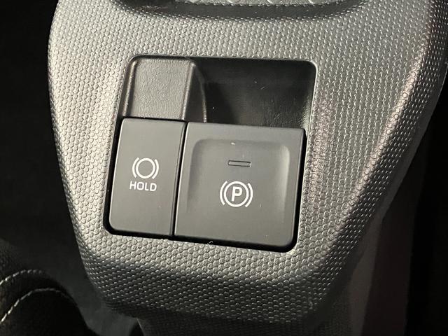 タフトＧダーククロムベンチャー　レーダクルコン　届出済未使用車衝突被害軽減ブレーキ　コーナーセンサー　バックカメラ（ナビ装着時用）　シートヒーター　電動パーキング　スカイフィールトップ　ＬＥＤ　オートライト　オートエアコン　スマートキー　エコアイドル　クルコン（滋賀県）の中古車