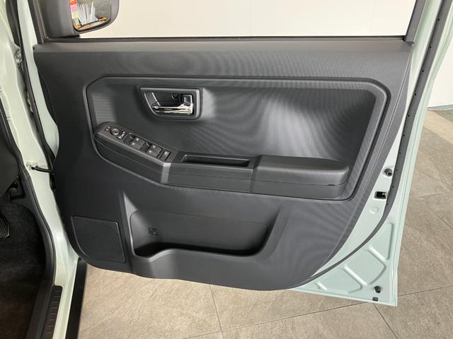 タフトＧダーククロムベンチャー　レーダクルコン　届出済未使用車衝突被害軽減ブレーキ　コーナーセンサー　バックカメラ（ナビ装着時用）　シートヒーター　電動パーキング　スカイフィールトップ　ＬＥＤ　オートライト　オートエアコン　スマートキー　エコアイドル　クルコン（滋賀県）の中古車