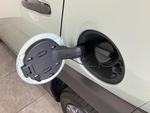 タフトＧダーククロムベンチャー　レーダクルコン　届出済未使用車衝突被害軽減ブレーキ　コーナーセンサー　バックカメラ（ナビ装着時用）　シートヒーター　電動パーキング　スカイフィールトップ　ＬＥＤ　オートライト　オートエアコン　スマートキー　エコアイドル　クルコン（滋賀県）の中古車