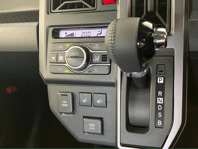 タフトＧダーククロムベンチャー　レーダクルコン　届出済未使用車衝突被害軽減ブレーキ　コーナーセンサー　バックカメラ（ナビ装着時用）　シートヒーター　電動パーキング　スカイフィールトップ　ＬＥＤ　オートライト　オートエアコン　スマートキー　エコアイドル　クルコン（滋賀県）の中古車