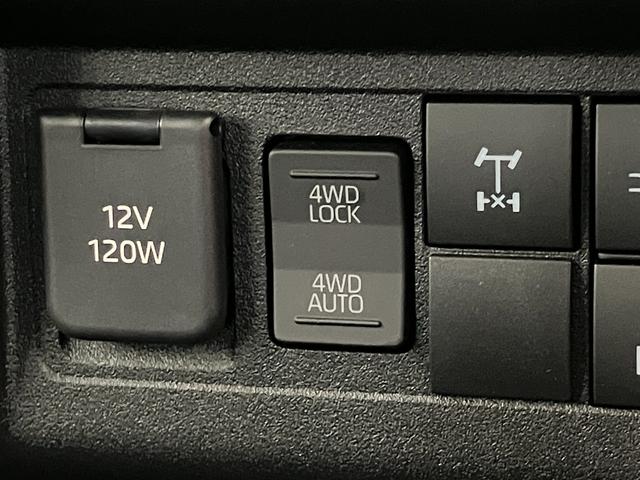 ハイゼットトラックジャンボエクストラ　４ＷＤ　デフロック　届出済未使用車衝突被害軽減ブレーキ　スマアシ　コーナーセンサー　ＬＥＤヘッドライト　オートライト　スマートキー　パワーウインドウ　電動格納式ミラー　４ＷＤ　デフロック　荷台作業灯　ＣＶＴ車（滋賀県）の中古車