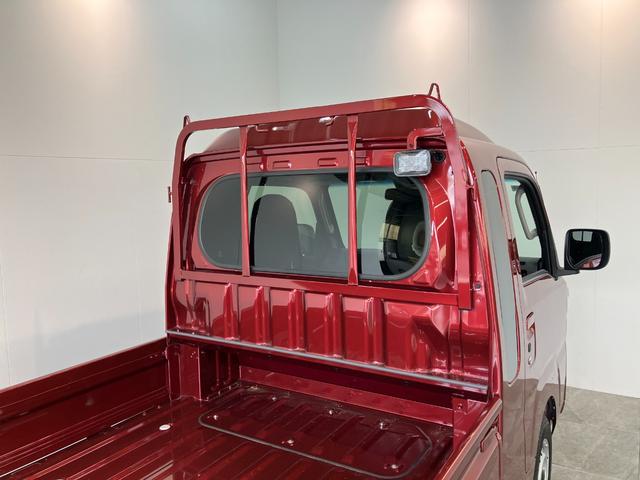 ハイゼットトラックジャンボエクストラ　４ＷＤ　デフロック　届出済未使用車衝突被害軽減ブレーキ　スマアシ　コーナーセンサー　ＬＥＤヘッドライト　オートライト　スマートキー　パワーウインドウ　電動格納式ミラー　４ＷＤ　デフロック　荷台作業灯　ＣＶＴ車（滋賀県）の中古車
