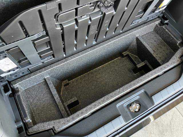 タントカスタムX 9型ディスプレイオーディオ クルコン Bカメラ衝突被害軽減ブレーキ コーナーセンサー 9型ディスプレイオーディオ Bluetooth USB バックカメラ ETC 両側電動スライドドア 前席シートヒーター LED クルコン スマートキー(滋賀県)の中古車