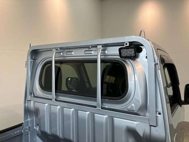 ハイゼットトラックＥＸＴ　４ＷＤ　ＣＶＴ車　９型ディスプレイオーディオ衝突被害軽減ブレーキ　コーナーセンサー　９型ディスプレイオーディオ　Ｂｌｕｅｔｏｏｔｈ　ＵＳＢ　バックカメラ　スマートキー　パワーウインドウ　４ＷＤ　デフロック　荷台作業灯　４枚リーフスプリング（滋賀県）の中古車