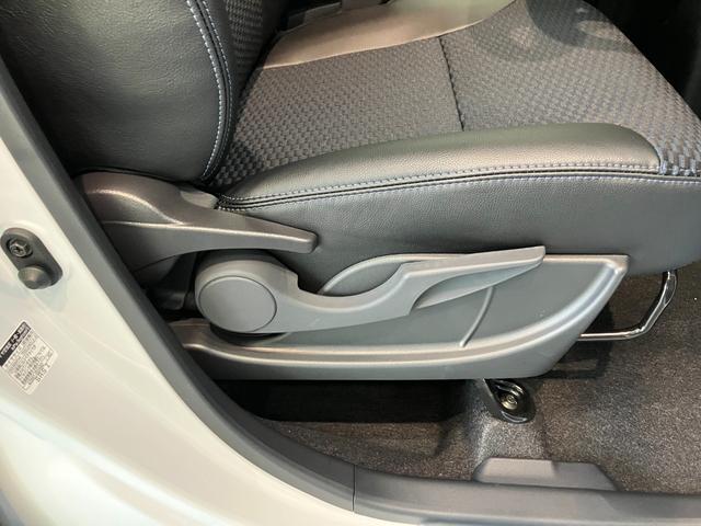 タントカスタムＸリミテッド　レーダクルコン　届出済未使用車衝突被害軽減ブレーキ　コーナーセンサー　バックカメラ（ナビ装着時用）　ＥＴＣ　両側電動スライドドア　前席シートヒーター　電動パーキングブレーキ　ＬＥＤ　オートライト　レーダークルーズコントロール（滋賀県）の中古車