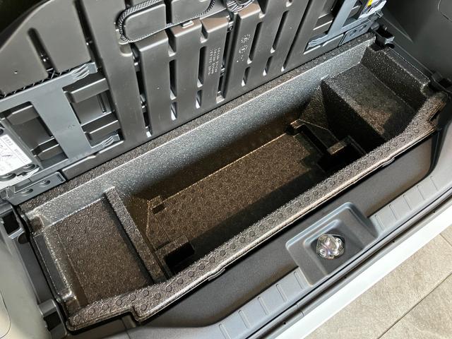 タントカスタムＸリミテッド　レーダクルコン　届出済未使用車衝突被害軽減ブレーキ　コーナーセンサー　バックカメラ（ナビ装着時用）　ＥＴＣ　両側電動スライドドア　前席シートヒーター　電動パーキングブレーキ　ＬＥＤ　オートライト　レーダークルーズコントロール（滋賀県）の中古車