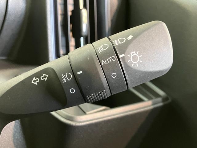 タントカスタムＲＳリミテッド　ターボ　クルコン　届出済未使用車衝突被害軽減ブレーキ　コーナーセンサー　バックカメラ（ナビ装着時用）　両側電動スライドドア　前席シートヒーター　電動パーキングブレーキ　ＬＥＤ　オートライト　オートエアコン　クルーズコントロール（滋賀県）の中古車